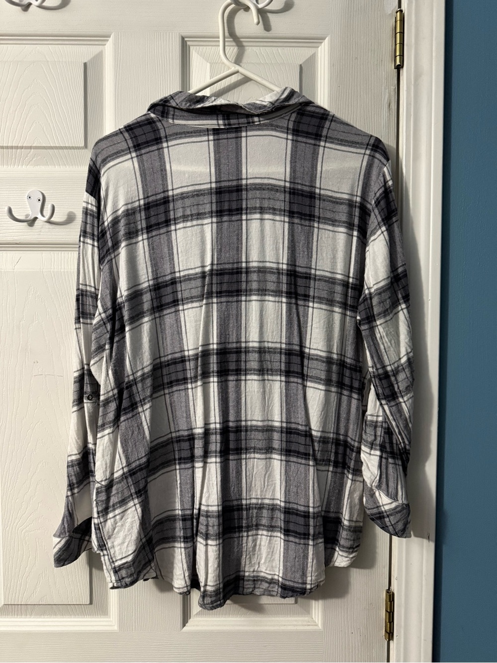 Women's Black & White Plaid Button-Down Shirt - Picture 2 of 3